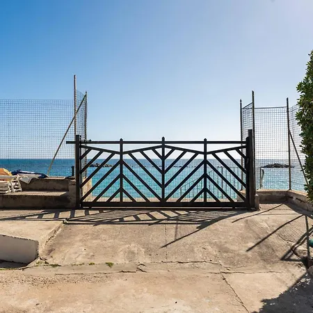 Judith *